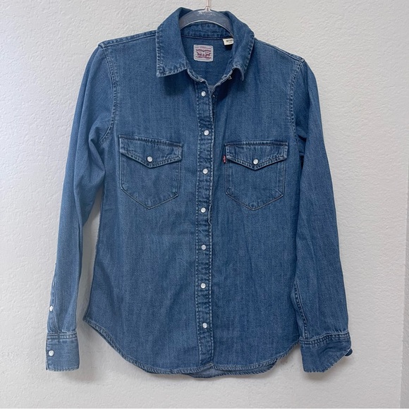 Levi's Iconic Western Denim Shirt Size Small - Picture 3 of 7
